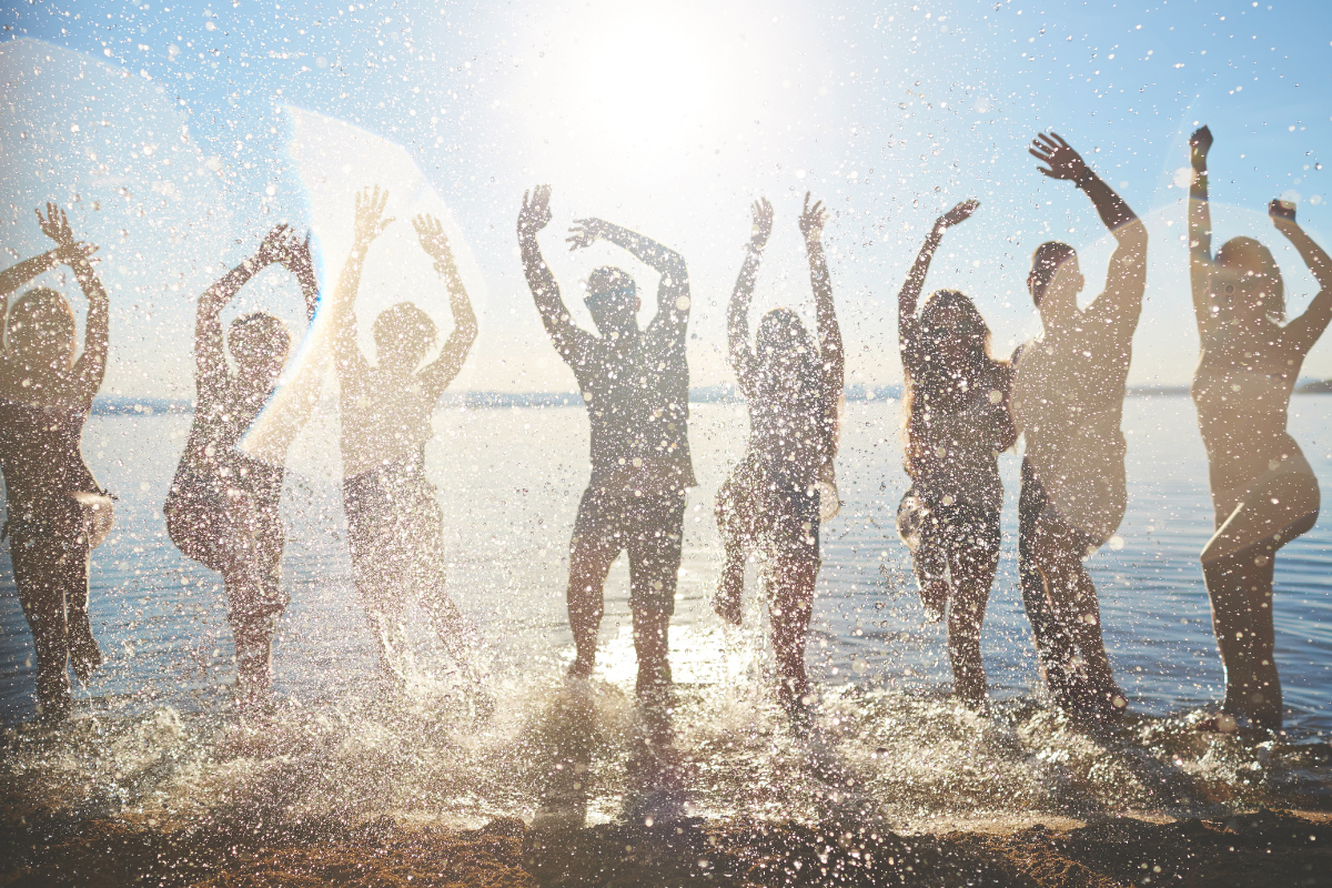 The 8 Best Vitamins and Supplements to Take This Summer